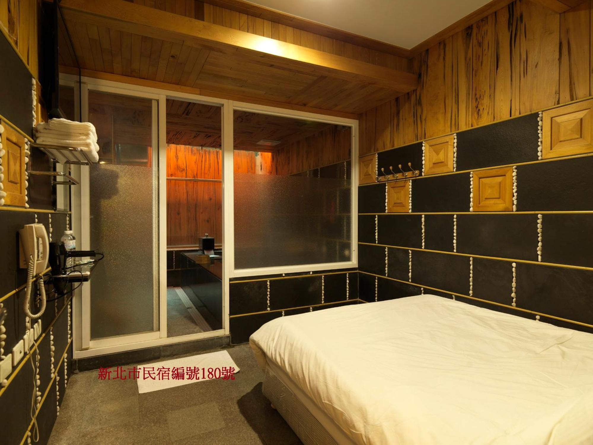 Sun Moon Bed& Breakfast Lejlighed Wulai Eksteriør billede